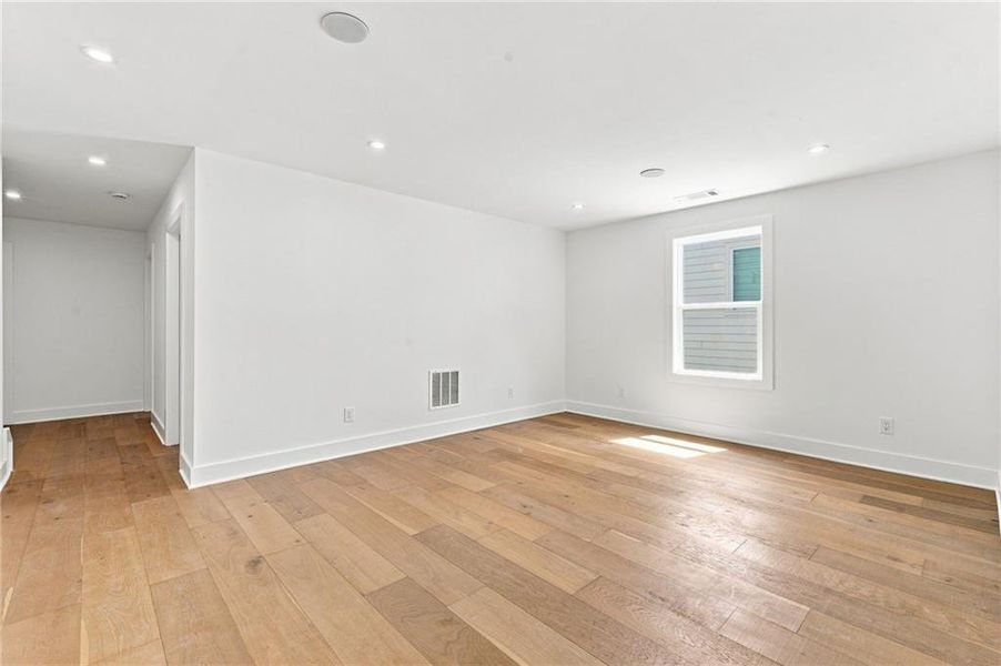 Spacious, unfurnished interior of a new home in , Sugar Hill (Image 45).