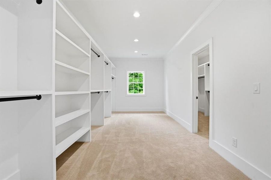 Spacious, unfurnished interior of a new home in , Marietta (Image 17).