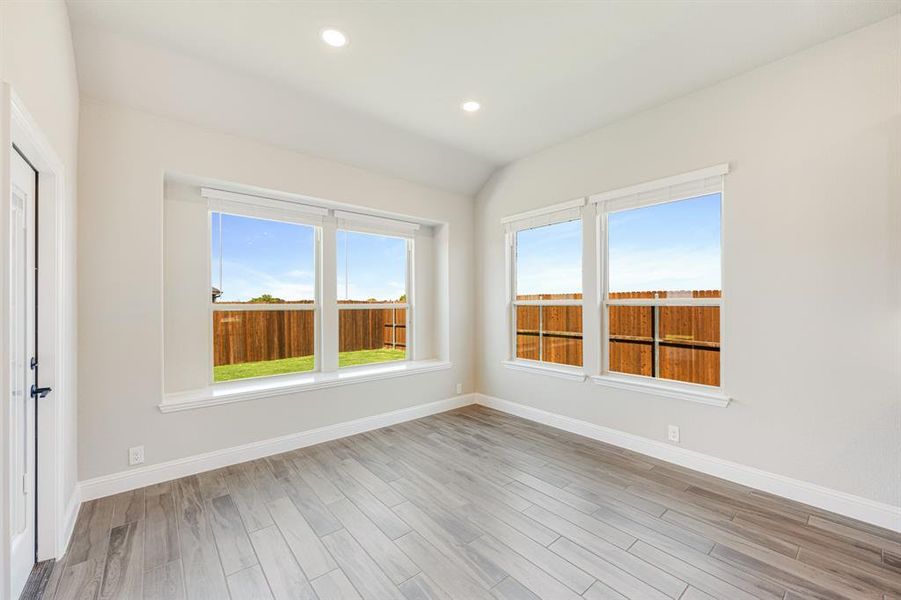 Spacious, unfurnished interior of a new home in Villages of Walnut Grove, Midlothian (Image 30). Spacious, unfurnished interior of a new home in Villages of Walnut Grove, Midlothian (Image 30).