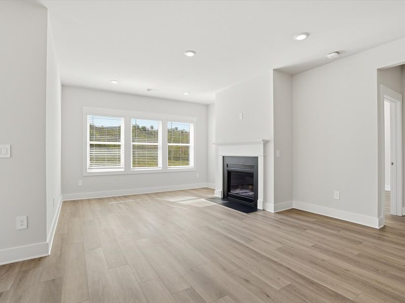 Spacious, unfurnished interior of a new home in Riverwood Farm, Piedmont (Image 9). Spacious, unfurnished interior of a new home in Riverwood Farm, Piedmont (Image 9).