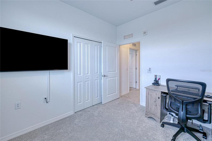 Image 50 of a home in .