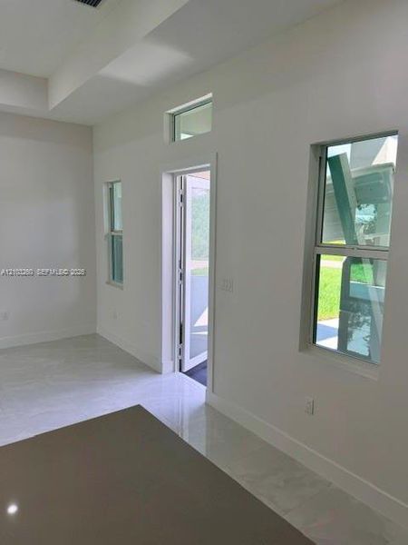 Spacious, unfurnished interior of a new home in , Lehigh Acres (Image 16).
