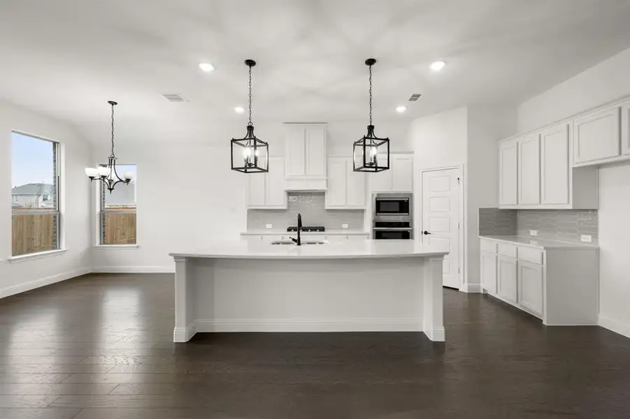 7725 Sweet Sorghum- Kitchen