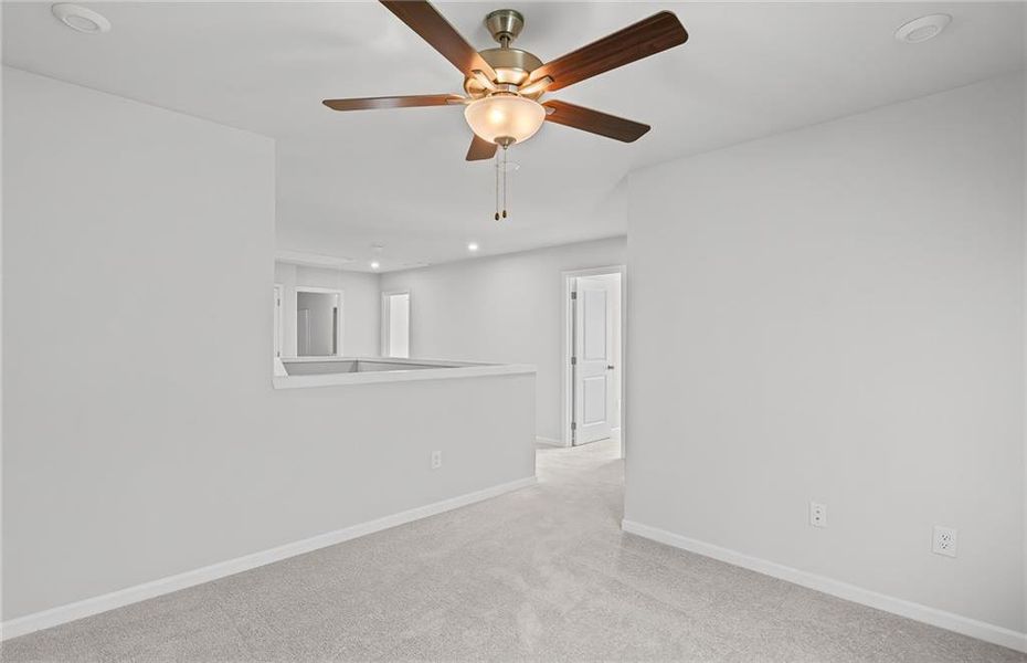 Spacious, unfurnished interior of a new home in Watermist at Mirror Lake, Villa Rica (Image 27).