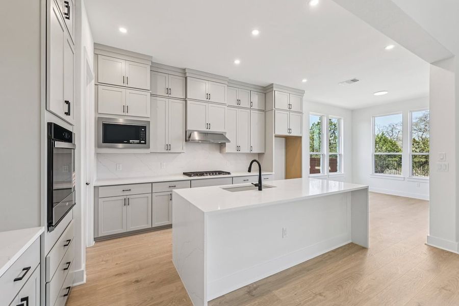 Furnished interior view inside a new home in Sauls Ranch, Round Rock (Image 11).