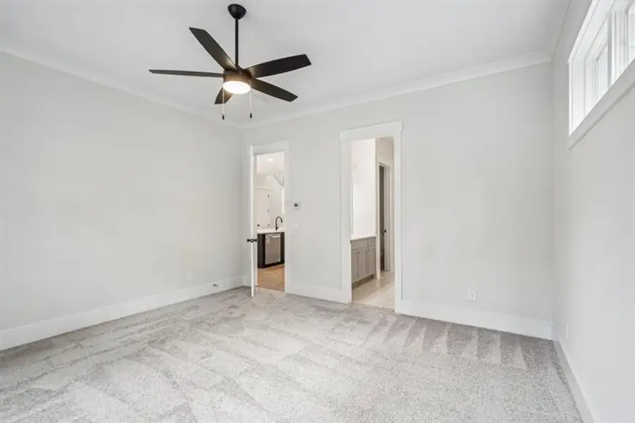 Spacious, unfurnished interior of a new home in Arden on Lanier, Cumming (Image 24).