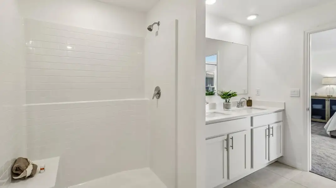 Representative furnished interior of a home built from the Marigold by Maronda Homes in Palm Bay, Palm Bay (Image 27).