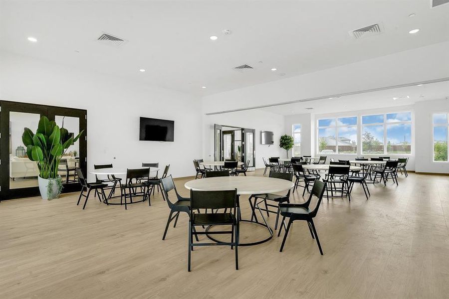 Community amenities in Tamarron, Fulshear (Image 32).