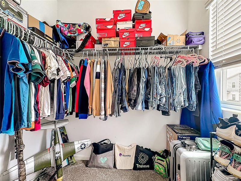 Close-up of interior finishes inside a home in Rhett's Ridge, Apopka (Image 25).