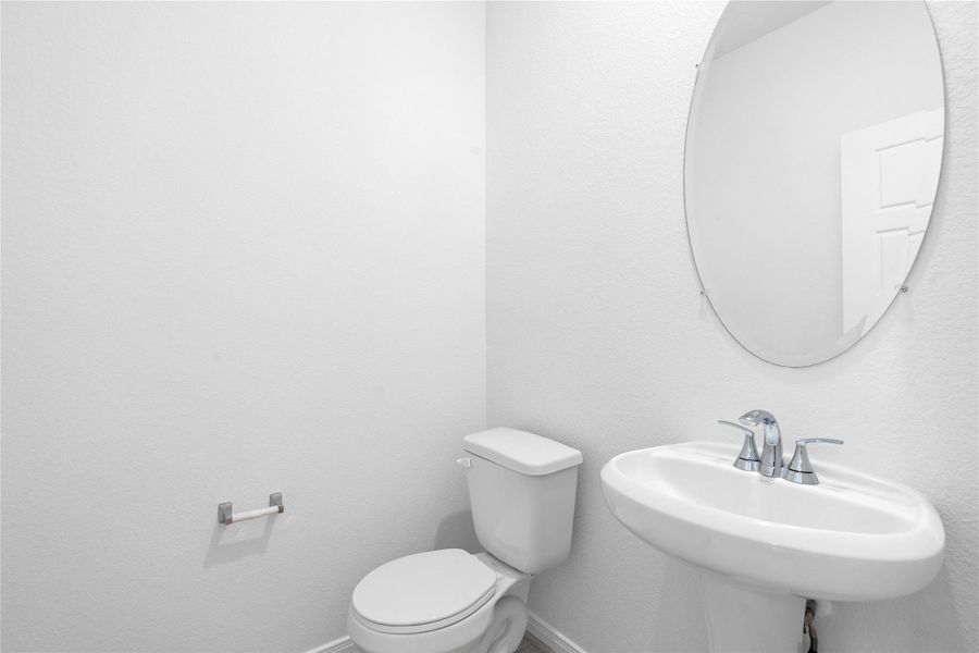 Furnished interior view inside a new home in Glendale Lakes, Arcola (Image 9). Furnished interior view inside a new home in Glendale Lakes, Arcola (Image 9).