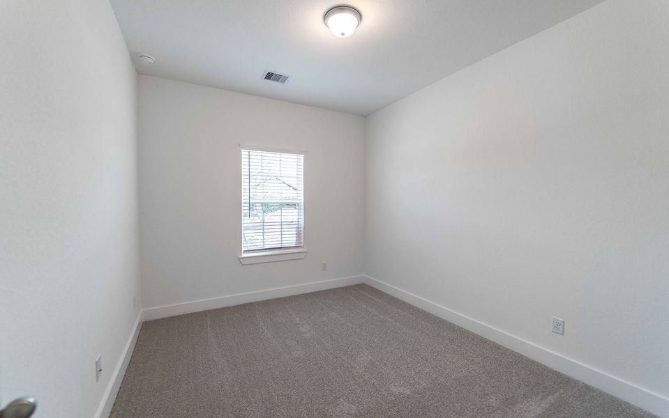 Spacious, unfurnished interior of a new home in Massey Oaks, Pearland (Image 32). Spacious, unfurnished interior of a new home in Massey Oaks, Pearland (Image 32).