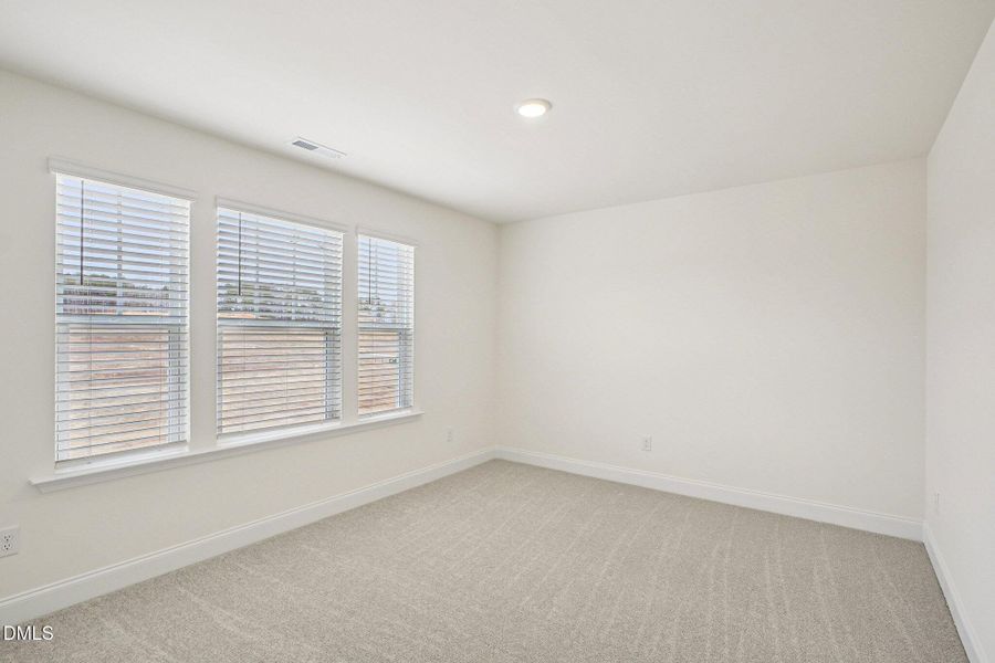 22-web-or-mls-Sugar Pne Dr-S0602-022