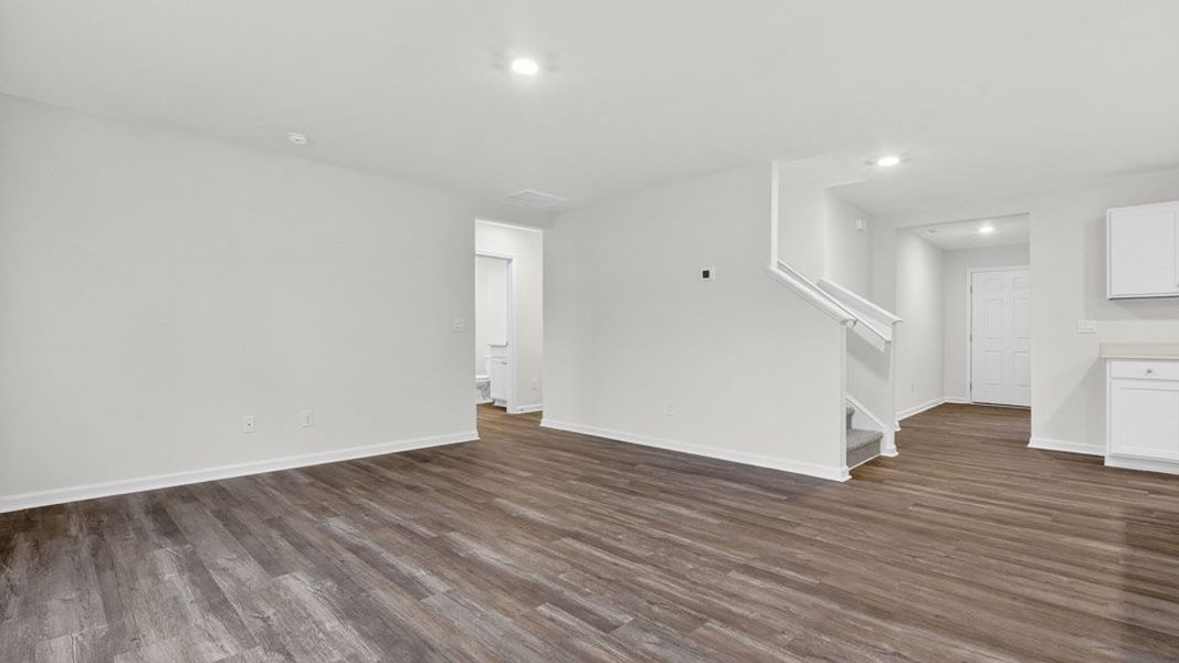 Spacious, unfurnished interior of a new home in Mangum Farms, Stem (Image 21).