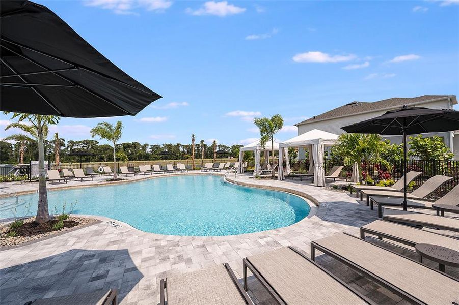 Community amenities in Vinterra Townhomes, Nokomis (Image 34).