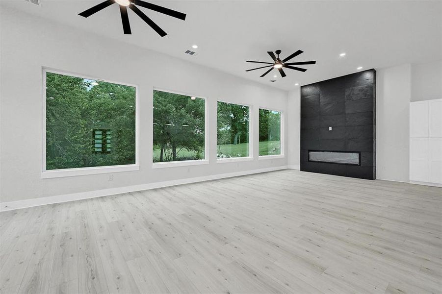 Spacious, unfurnished interior of a new home in , Pottsboro (Image 29).