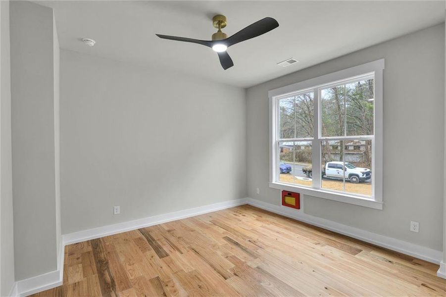 Spacious, unfurnished interior of a new home in , Atlanta (Image 22).