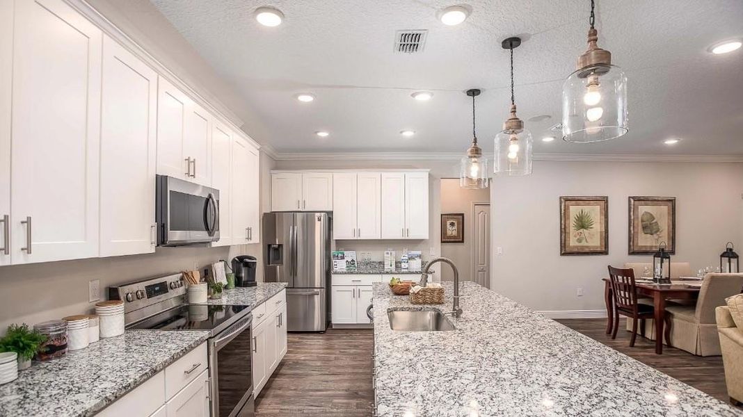 Model home - actual features may vary. Model home - actual features may vary.