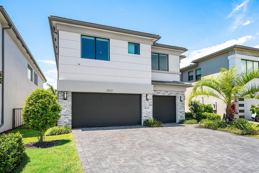 002-20021HironoLane-BocaRaton-FL-33434-F