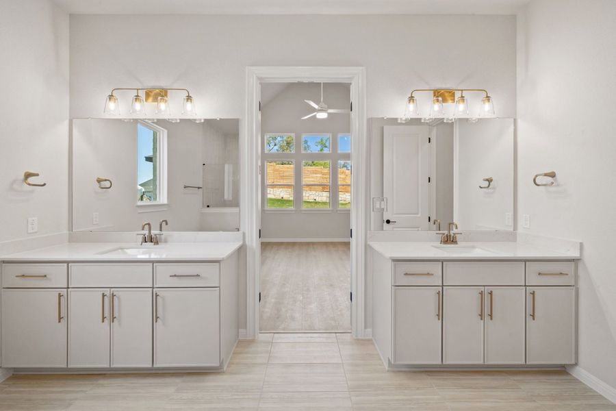 Representative furnished interior of a home built from the Ashlyn by Ashton Woods in Provence, Austin (Image 13).