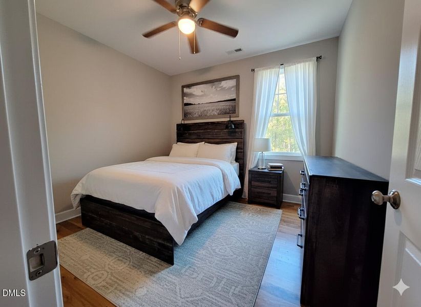 1760061065174 1760061065174