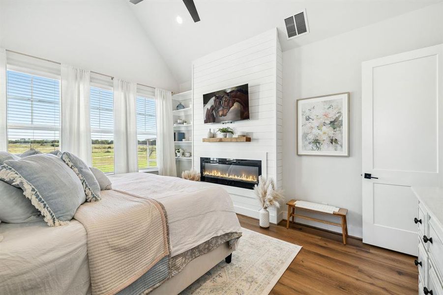 Furnished interior view inside a new home in , Leonard (Image 28).