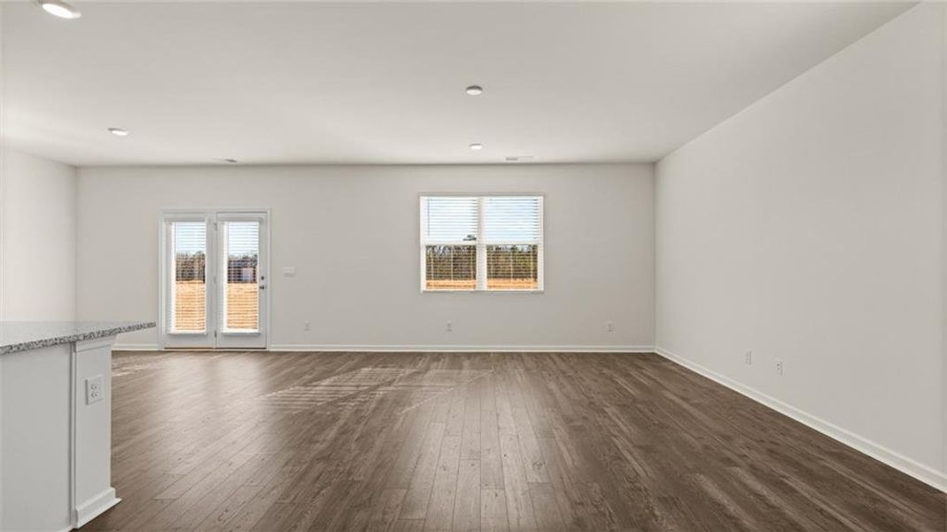 Spacious, unfurnished interior of a new home in Shoal Creek, Hampton (Image 15).