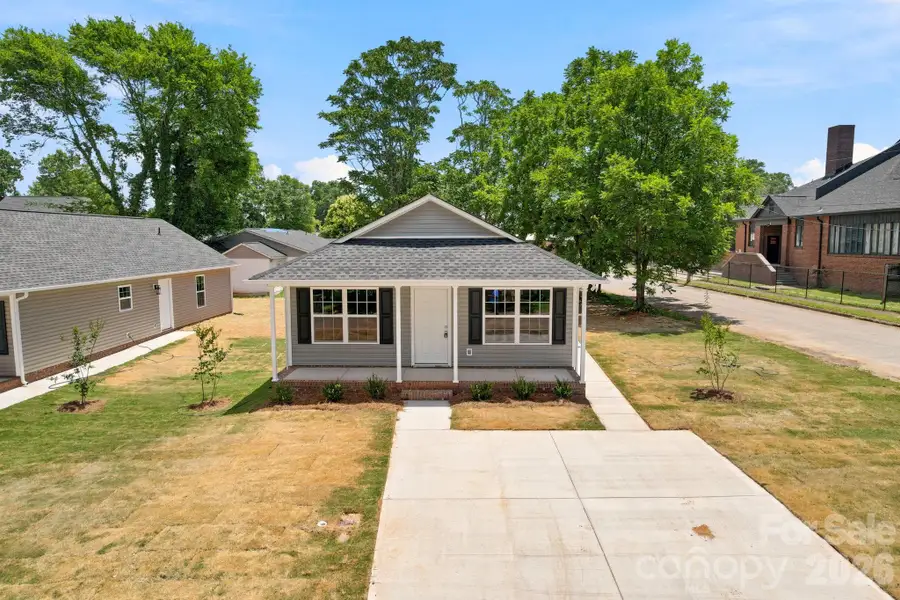 Front exterior of a new home in , Rock Hill, SC, highlighting curb appeal (Image 2). Front exterior of a new home in , Rock Hill, SC, highlighting curb appeal (Image 2).