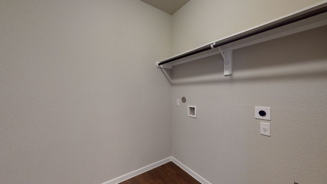Representative unfurnished interior of a home built from the Floor Plan 3256 by Colina Homes in Grand Magnolia, Magnolia (Image 26).