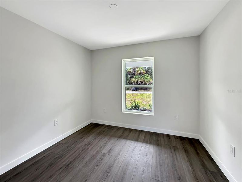 Den/Office/Flex Space