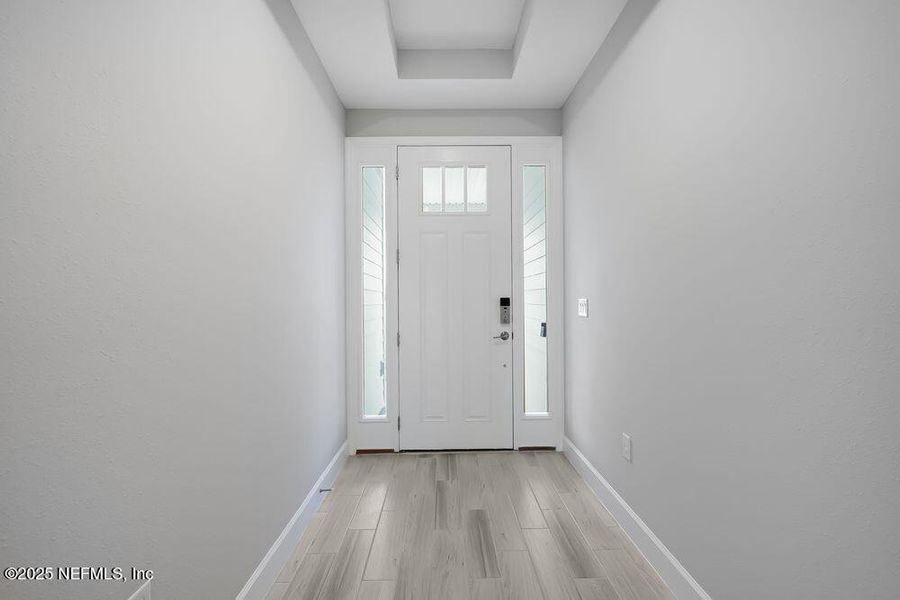 Spacious, unfurnished interior of a new home in Colbert Landings, Palm Coast (Image 20).