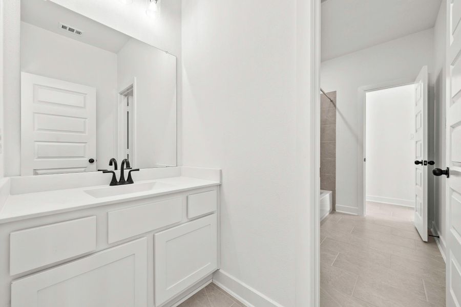 Furnished interior view inside a new home in , Katy (Image 9).