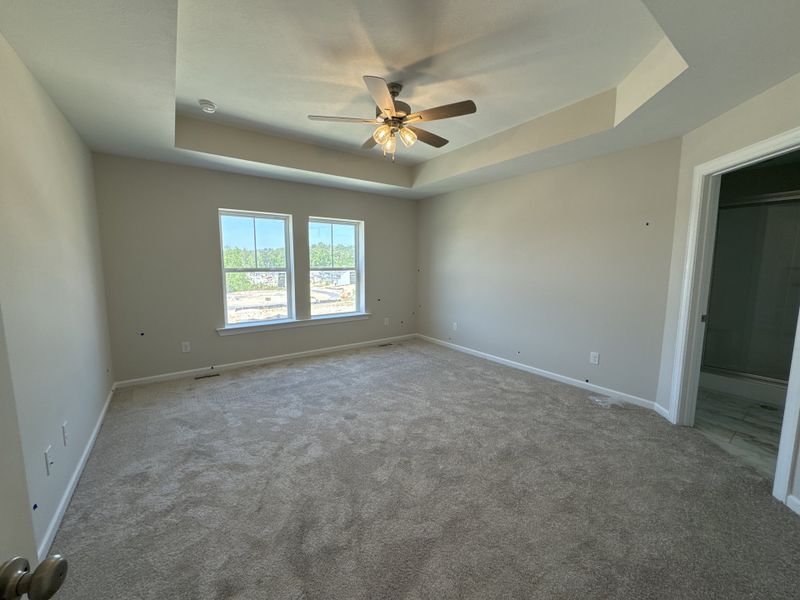Spacious, unfurnished interior of a new home in Forrest Bluff, North Augusta (Image 11).