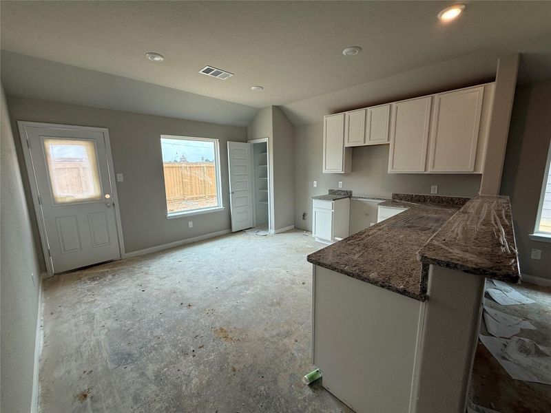 Image 6 of a home in Cliffstone Hills.