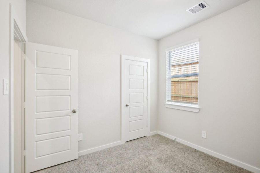 Photo is not of the actual home but is an inspirational photo of builder’s model home and may depict options, furnishings, and/or decorator features that are not included. Photo is not of the actual home but is an inspirational photo of builder’s model home and may depict options, furnishings, and/or decorator features that are not included.