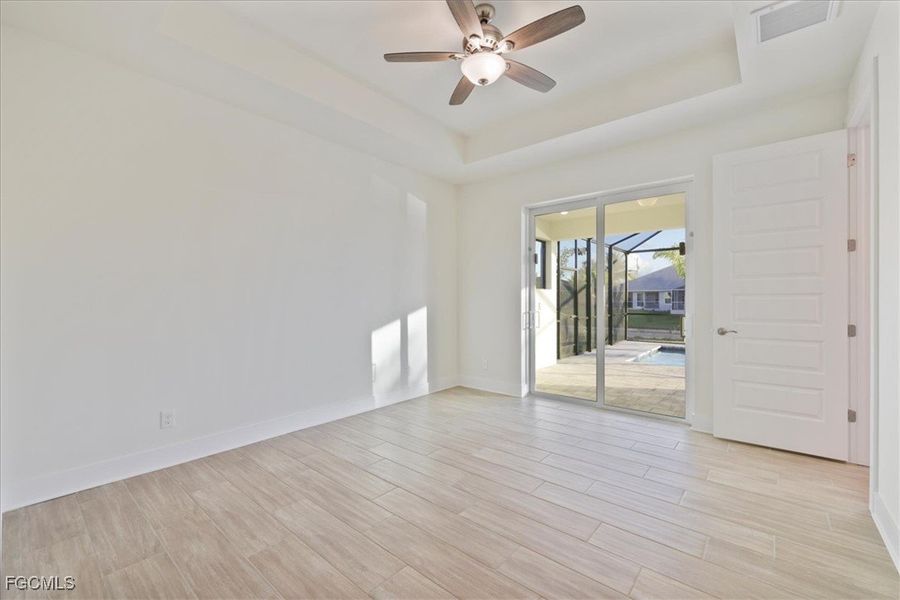 Spacious, unfurnished interior of a new home in Cape Coral, Cape Coral (Image 31). Spacious, unfurnished interior of a new home in Cape Coral, Cape Coral (Image 31).
