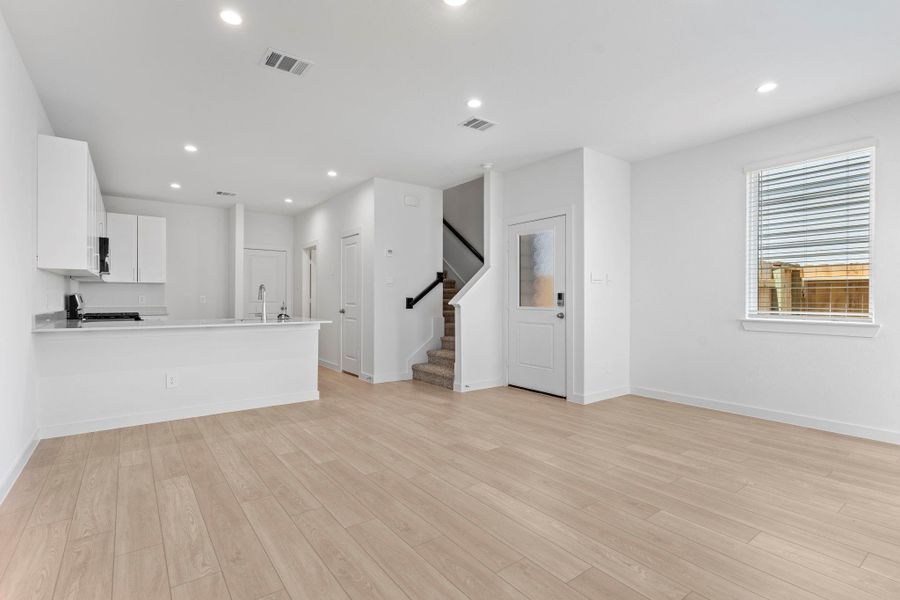 *Images and 3D tour are for illustration only and options may vary from home as built.