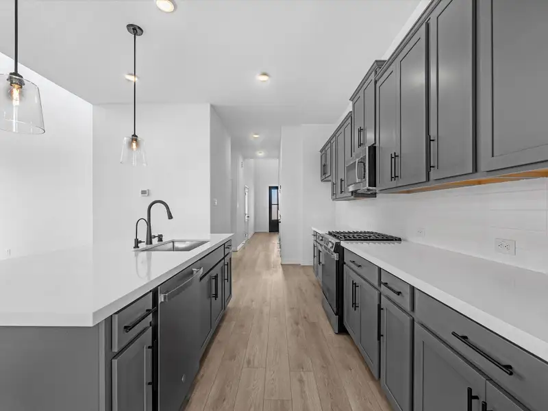 Furnished interior view inside a new home in Emory Glen, Magnolia (Image 10).