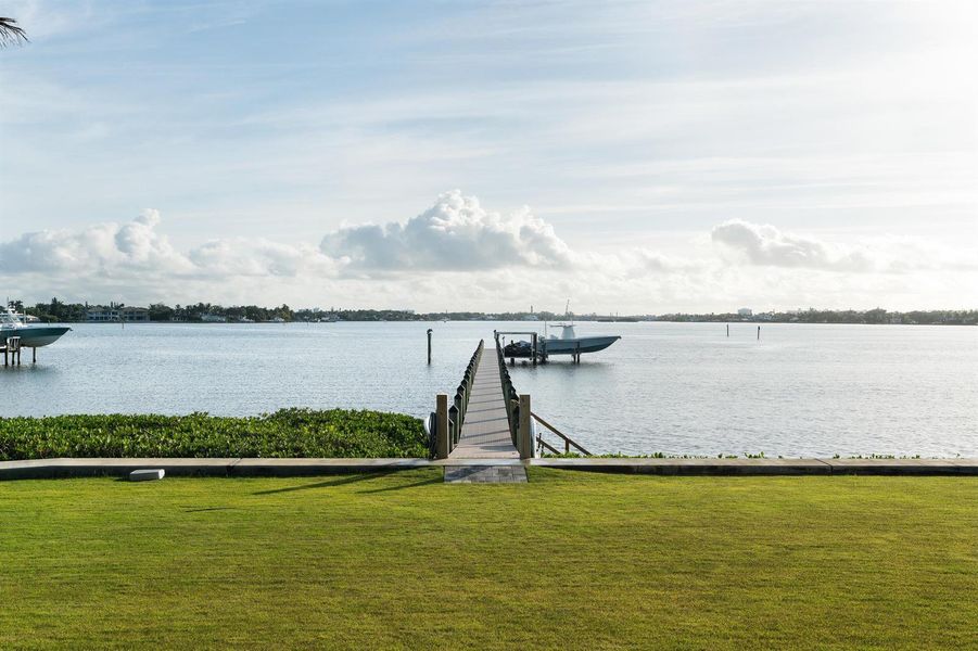 5211 Pennock Point Road 5211 Pennock Point Road