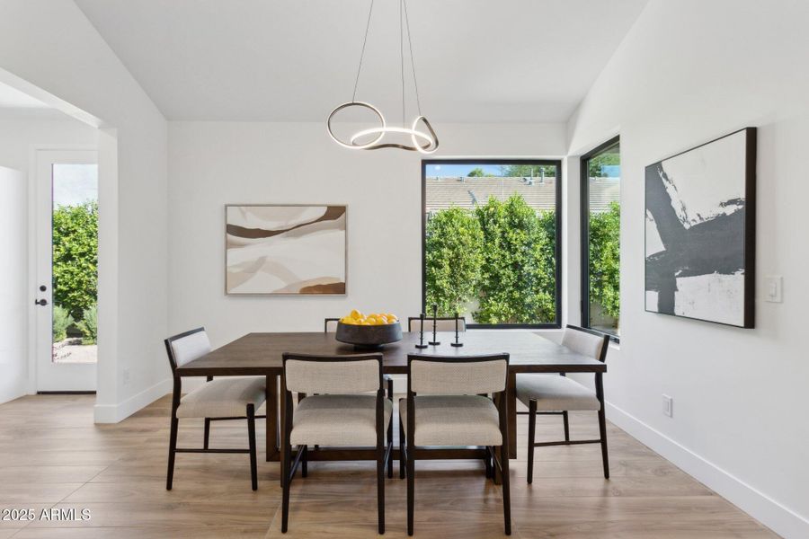 Breakfast area Breakfast area