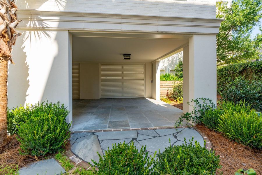 Image 90 of a home in .