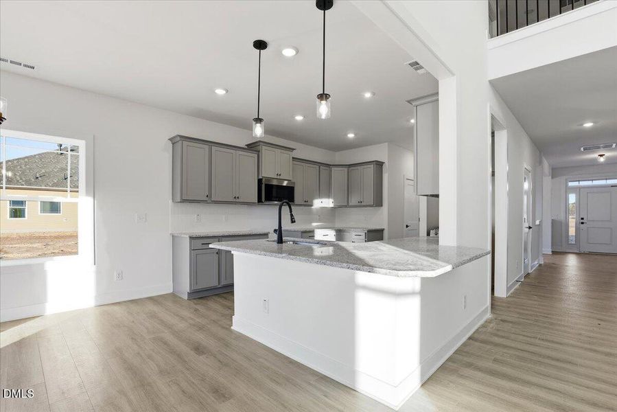 17-105 Brighton St-17