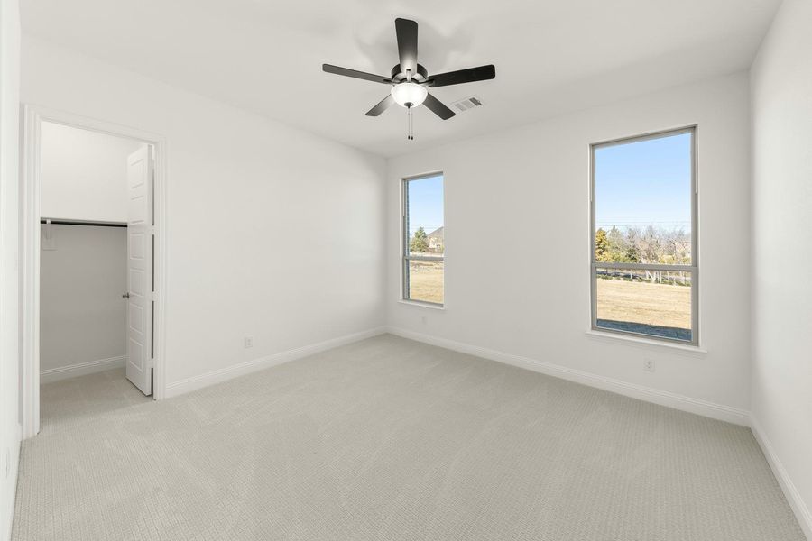 Spacious, unfurnished interior of a new home in Las Brisas at Stoney Creek, Sunnyvale (Image 22). Spacious, unfurnished interior of a new home in Las Brisas at Stoney Creek, Sunnyvale (Image 22).