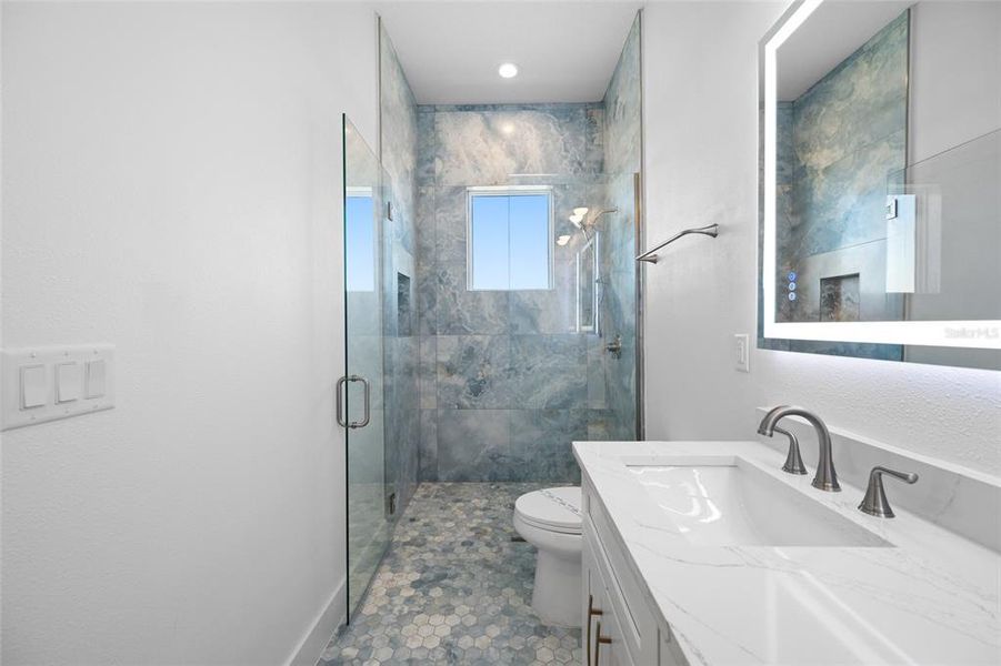 Furnished interior view inside a new home in , Treasure Island (Image 41).