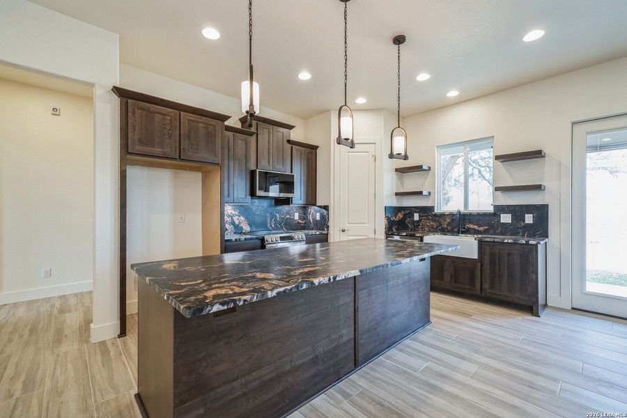 Furnished interior view inside a new home in , Floresville (Image 5).