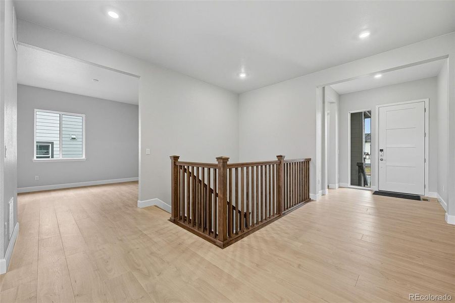 16655 W 93rd Place ~ Ready Now!