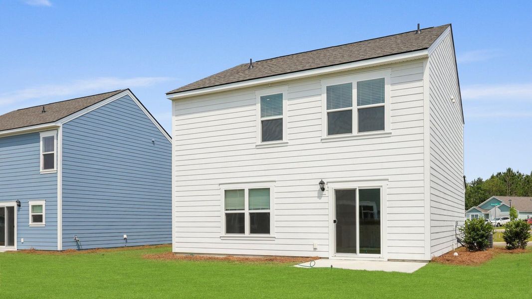 Exterior details and patio area of a home in Center Pointe, Santee (Image 3).