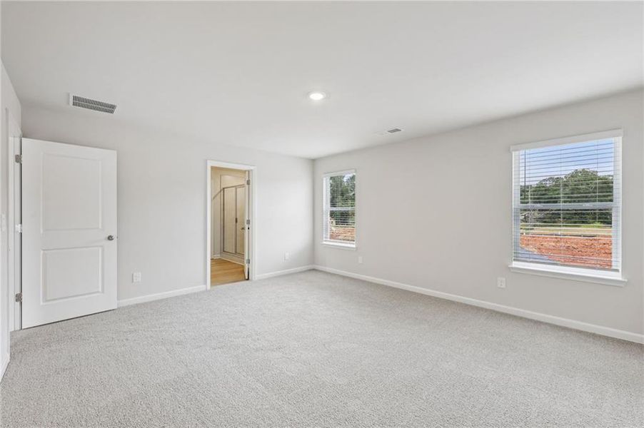Spacious, unfurnished interior of a new home in Westmont Preserve, Powder Springs (Image 56).