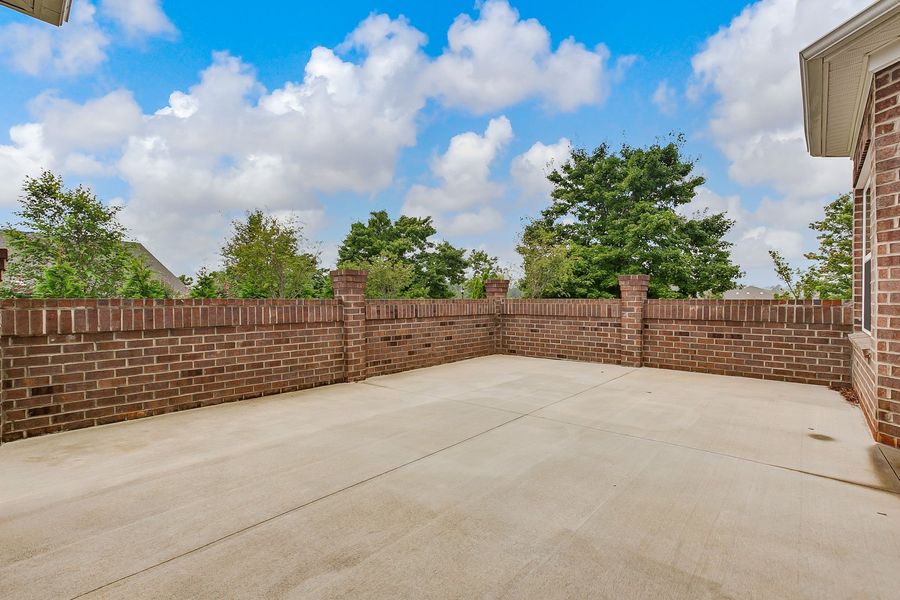 Representative exterior details of a home built from the Ashton by Keystone Homes NC in Weybridge, Burlington (Image 4).