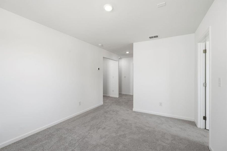 Spacious, unfurnished interior of a new home in Windance Lake, Loganville (Image 20).