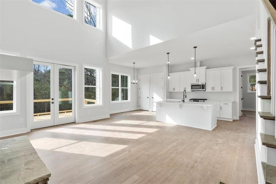 Spacious, unfurnished interior of a new home in , Rome (Image 42).